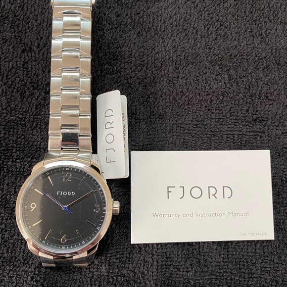 Men’s Watch - Picture 6 of 6